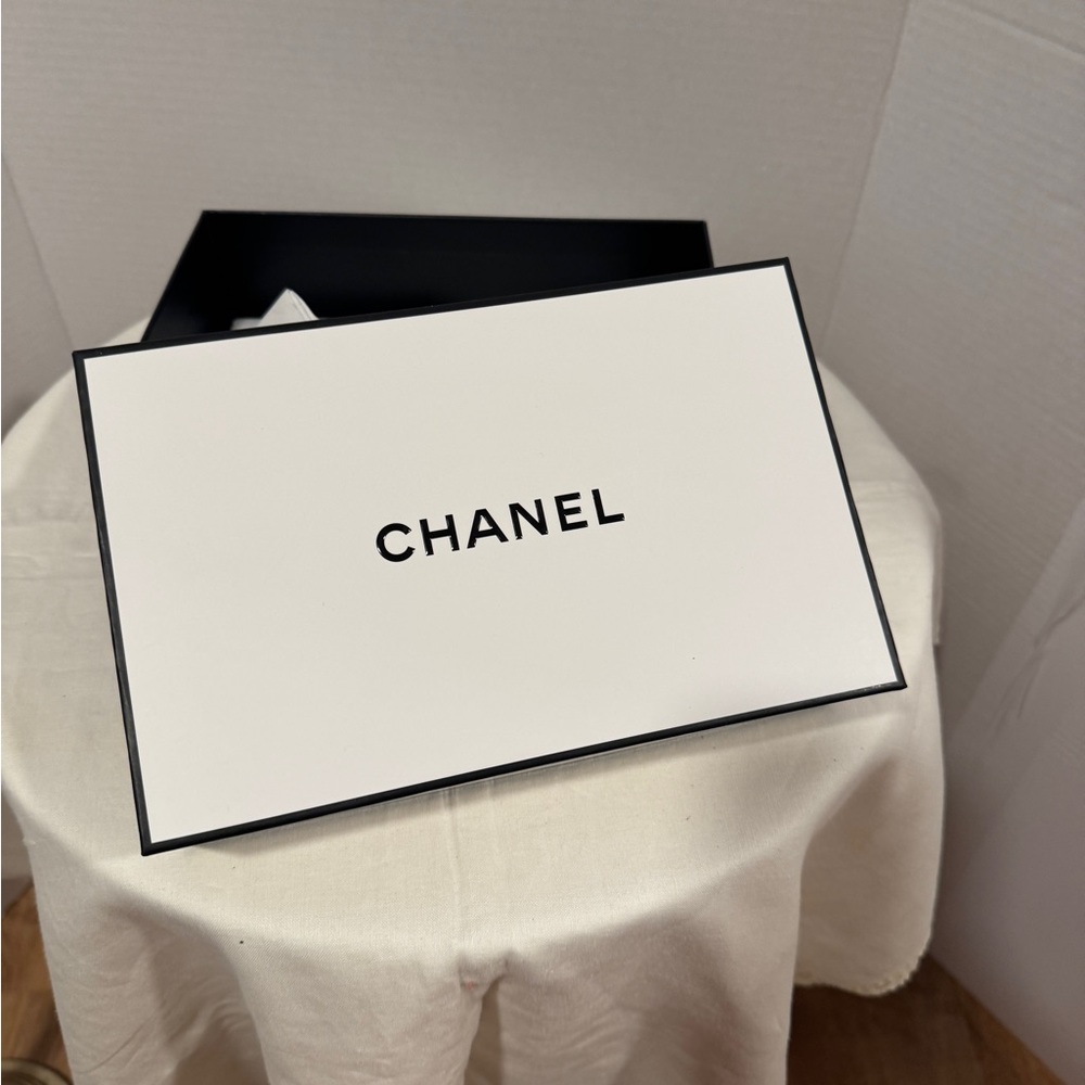Channel empty box. Great condition 9 inches wide and 5 inches deep